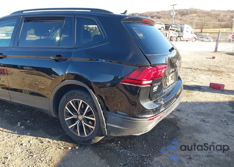 2021 Volkswagen Tiguan 2.0T S z USA, uszkodzony, nr VIN 3VV1B7AX3MM037860
